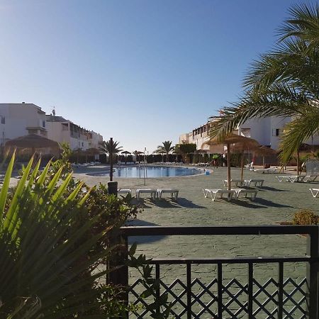 Casa Baja Naturista Con Patio En Primera Linea De Playa Con Piscina Comunitaria! Вера Екстериор снимка