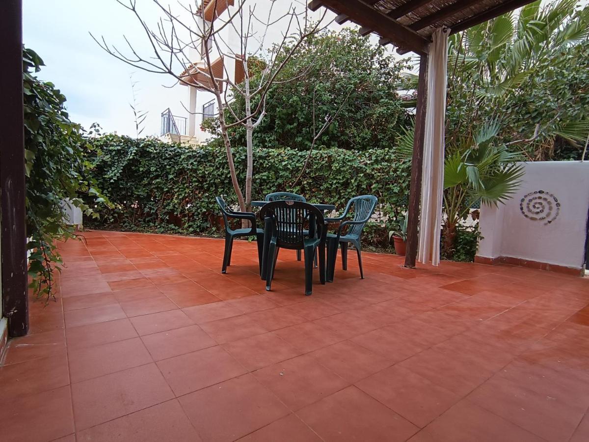 Casa Baja Naturista Con Patio En Primera Linea De Playa Con Piscina Comunitaria! Вера Екстериор снимка